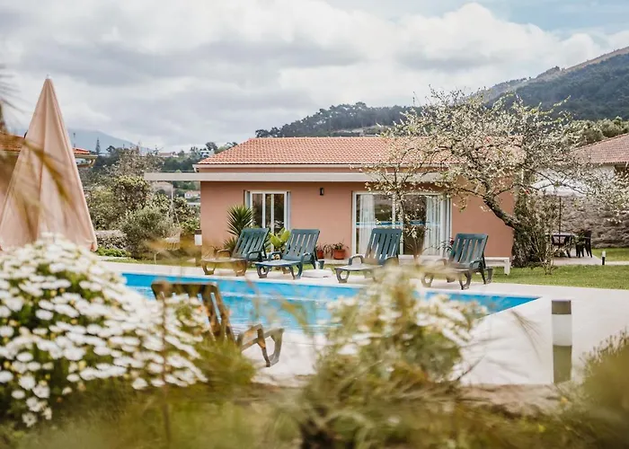 Forno House - Ameixoeira بيت للعطل Vila Praia de Âncora