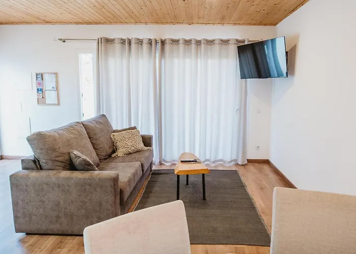 Forno House - Ameixoeira بيت للعطل